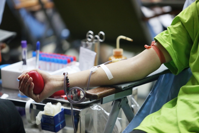 Blood donation serves children during mid-Autumn festival